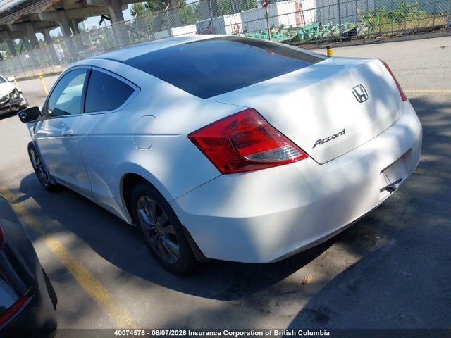 40074576 :رقم المزاد ، 1HGCS1B87BA800986 vin ، 2011 Honda Accord Exl مزاد بيع