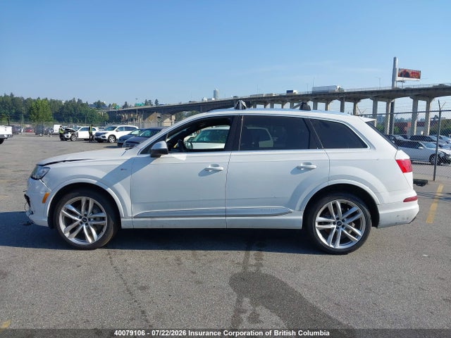 Audi Q7 2018 WA1WAAF77JD026584 Image 15