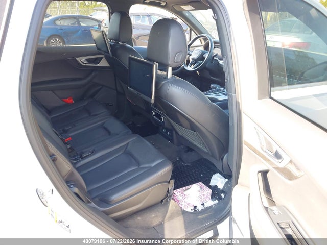 Audi Q7 2018 WA1WAAF77JD026584 Image 8