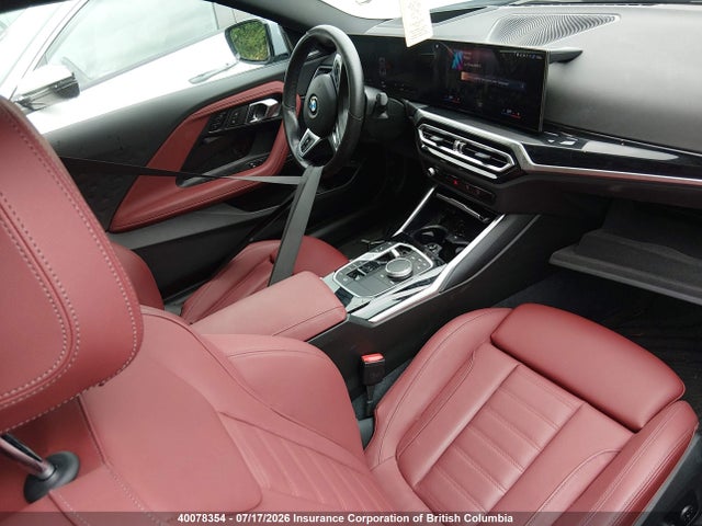BMW 230xi 2024 3MW33CM00R8E07901 Image 5
