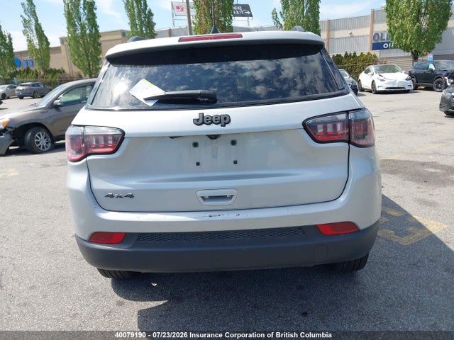 Jeep Compass Latitude Lux 2025 3C4NJDFN9ST560618 Image 17