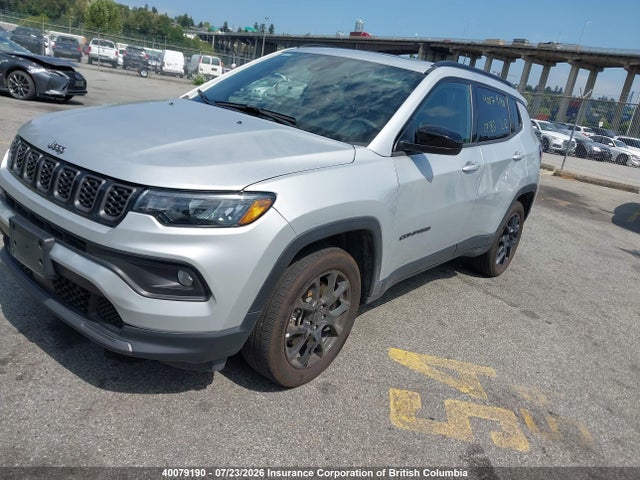 Jeep Compass Latitude Lux 2025 3C4NJDFN9ST560618 Image 2
