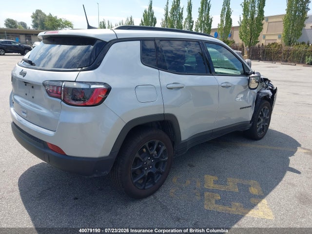 Jeep Compass Latitude Lux 2025 3C4NJDFN9ST560618 Image 4