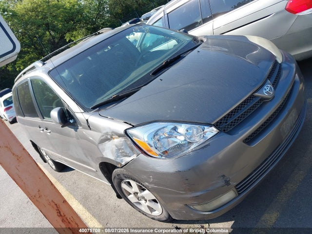 Продажа на аукционе авто 2004 Toyota Sienna Ce/le, vin: 5TDZA23C04S064984, номер лота: 40075708