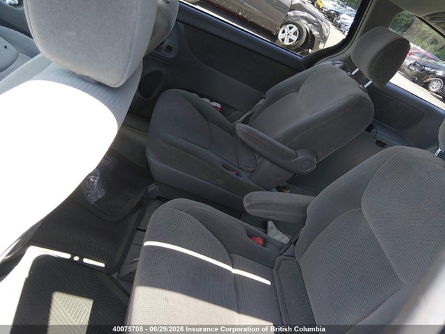 Продажа на аукционе авто 2004 Toyota Sienna Ce/le, vin: 5TDZA23C04S064984, номер лота: 40075708