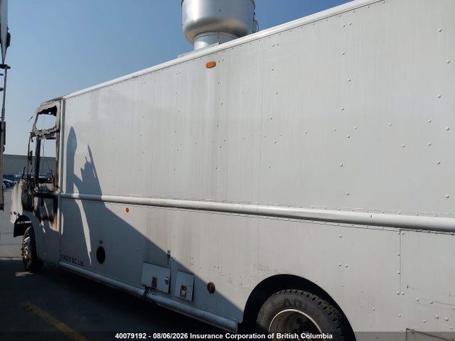 Aukcja sprzedaży 2008 Freightliner Chassis M Line Walk-in Van, vin: 4UZAARDU98CAJ4622, numer aukcji: 40079192