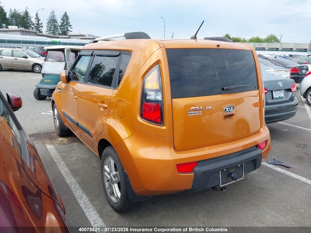2011 Kia Soul +/!/sport მანქანა იყიდება აუქციონზე, vin: KNDJT2A2XB7317432, აუქციონის ნომერი: 40075621