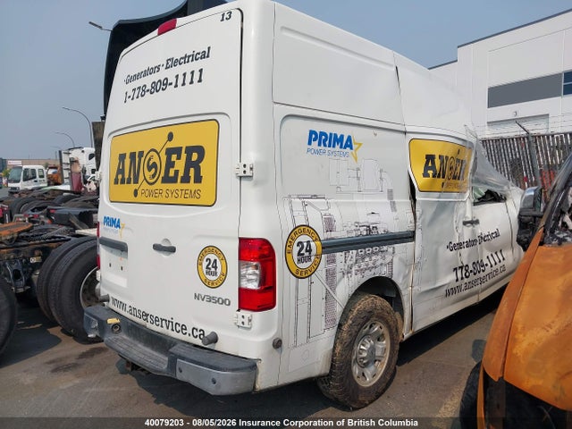 40079203 :رقم المزاد ، 1N6AF0LY3JN808980 vin ، 2018 Nissan Nv Cargo Nv2500 Hd S V8/sv V8 مزاد بيع