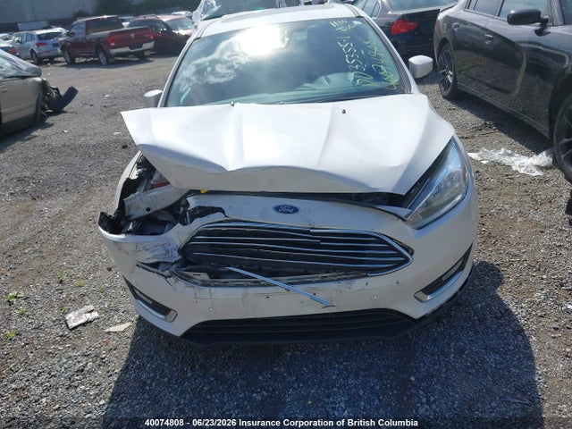 Ford Focus Titanium 2016 1FADP3N22GL295772 Image 13