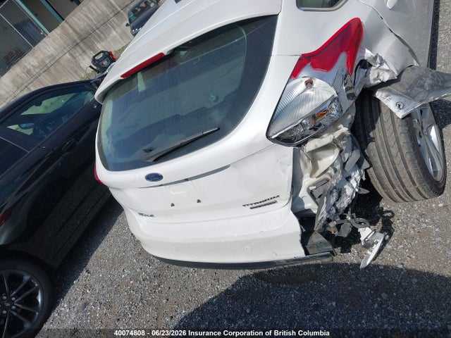 Ford Focus Titanium 2016 1FADP3N22GL295772 Image 17