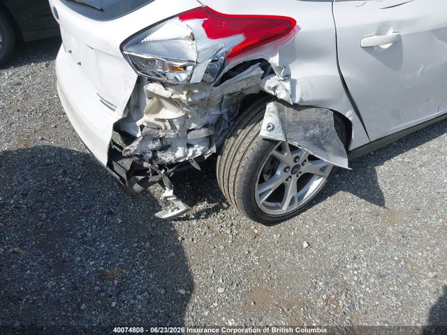 Ford Focus Titanium 2016 1FADP3N22GL295772 Image 4