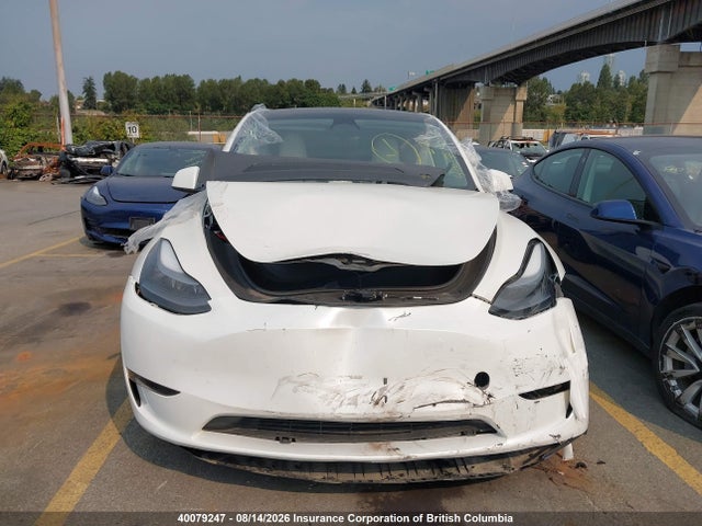 Tesla Model Y 2023 7SAYGDEE9PF756712 Image 13