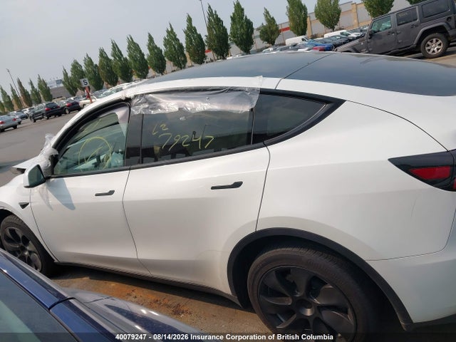 Tesla Model Y 2023 7SAYGDEE9PF756712 Image 15