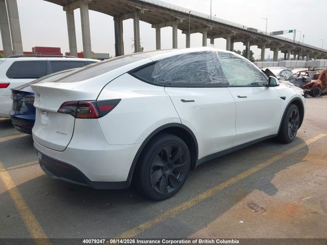 Tesla Model Y 2023 7SAYGDEE9PF756712 Image 4
