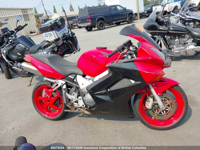 40079254 :رقم المزاد ، JH2RC46564M600097 vin ، 2004 Honda Vfr800 F1 مزاد بيع