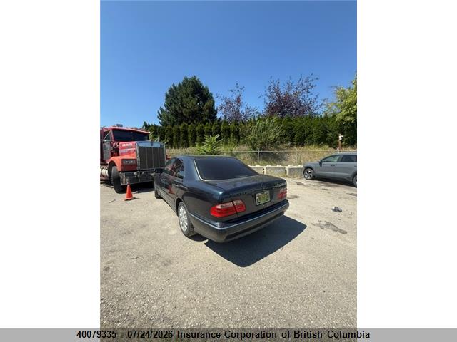 Продаж на аукціоні авто 2000 Mercedes-benz E 320 4matic, vin: WDBJF82J9YX038609, номер лоту: 40079335