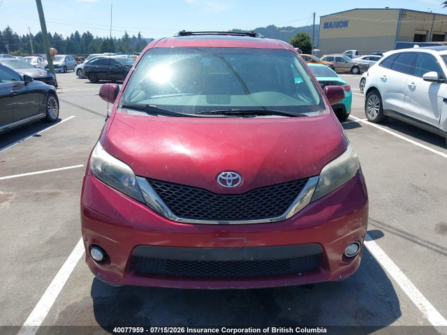 Продажа на аукционе авто 2013 Toyota Sienna Sport, vin: 5TDXK3DC5DS360656, номер лота: 40077959