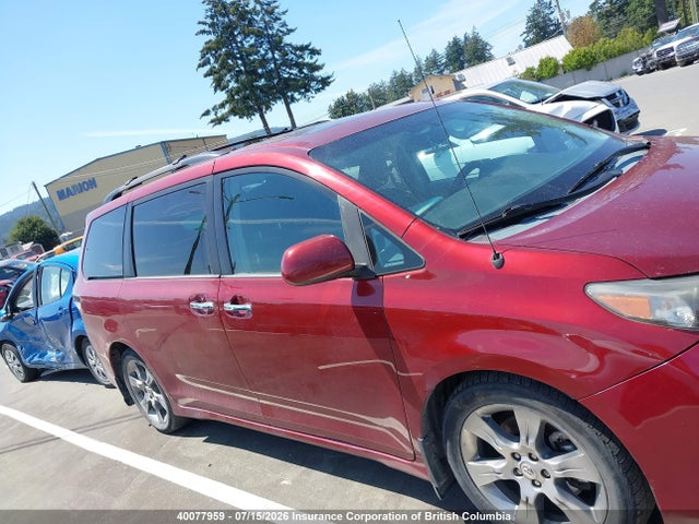 Продажа на аукционе авто 2013 Toyota Sienna Sport, vin: 5TDXK3DC5DS360656, номер лота: 40077959