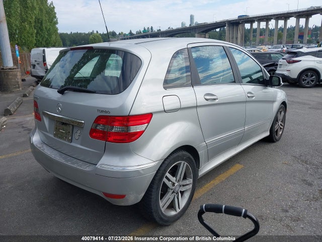 2011 Mercedes-benz B200 T მანქანა იყიდება აუქციონზე, vin: WDDFH3EB3BJ653309, აუქციონის ნომერი: 40079414