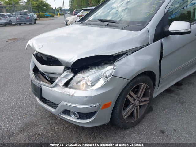 2011 Mercedes-benz B200 T მანქანა იყიდება აუქციონზე, vin: WDDFH3EB3BJ653309, აუქციონის ნომერი: 40079414