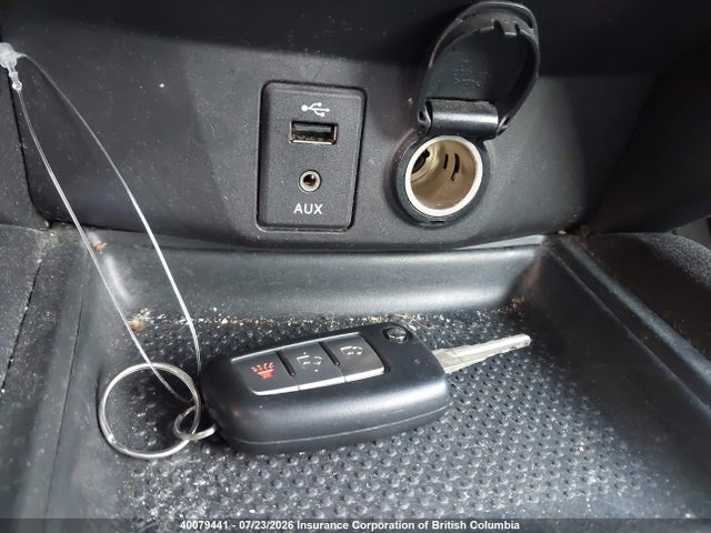 40079441 :رقم المزاد ، 5N1AT2MT0FC872290 vin ، 2015 Nissan Rogue مزاد بيع