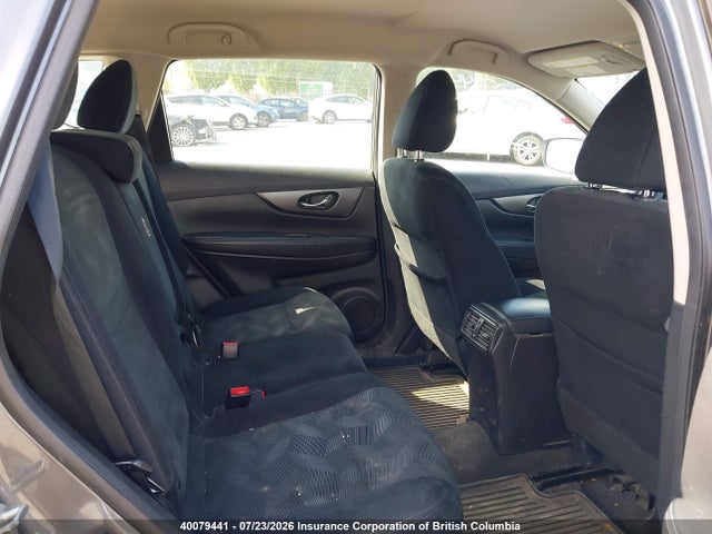 40079441 :رقم المزاد ، 5N1AT2MT0FC872290 vin ، 2015 Nissan Rogue مزاد بيع