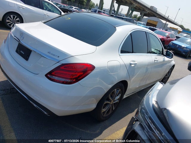 Продажа на аукционе авто 2015 Mercedes-benz C 300 4matic, vin: 55SWF4KB3FU048504, номер лота: 40077507