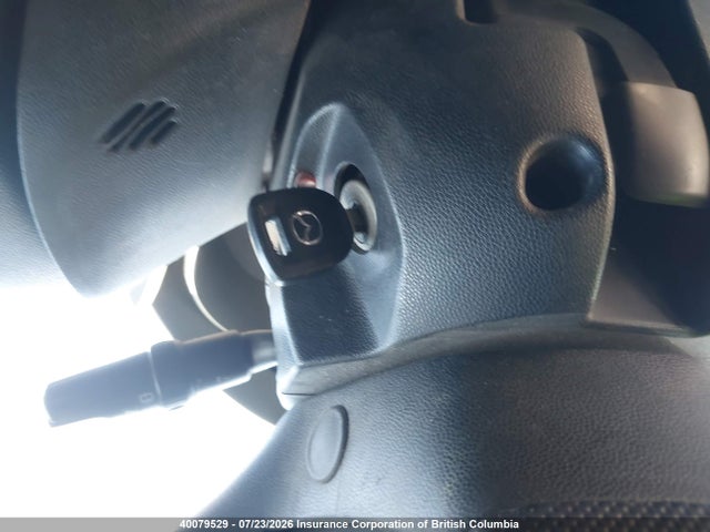 40079529 :رقم المزاد ، JM1BK143041143236 vin ، 2004 Mazda Mazda3 Gs/gt مزاد بيع