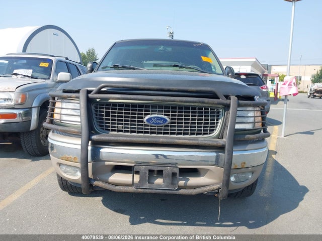 2000 Ford Expedition Eddie Bauer მანქანა იყიდება აუქციონზე, vin: 1FMPU18L2YLB01635, აუქციონის ნომერი: 40079539