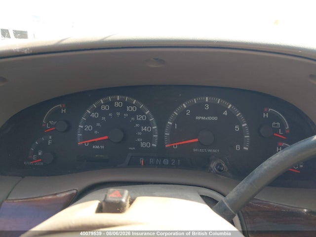 2000 Ford Expedition Eddie Bauer მანქანა იყიდება აუქციონზე, vin: 1FMPU18L2YLB01635, აუქციონის ნომერი: 40079539
