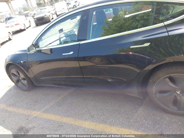 Продаж на аукціоні авто 2018 Tesla Model 3, vin: 5YJ3E1EB7JF106785, номер лоту: 40079546