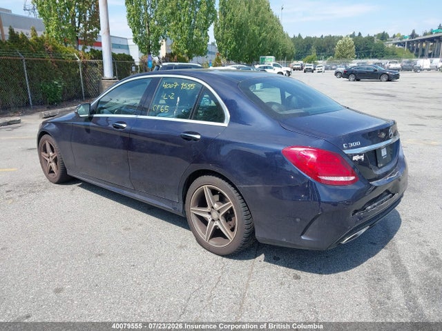 2016 Mercedes-benz C 300 4matic მანქანა იყიდება აუქციონზე, vin: 55SWF4KB3GU132520, აუქციონის ნომერი: 40079555