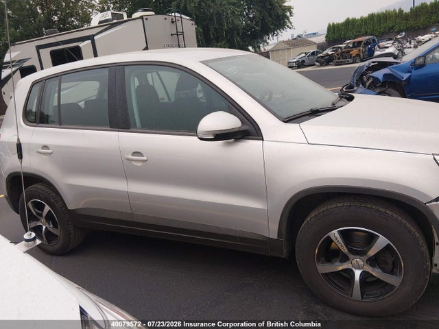 Продаж на аукціоні авто 2010 Volkswagen Tiguan Se/sel, vin: WVGBV7AX5AW523927, номер лоту: 40079572