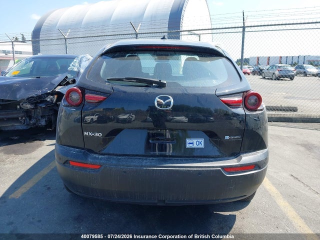 Продажа на аукционе авто 2022 Mazda Mx-30, vin: JM1DRACB5N0101410, номер лота: 40079585