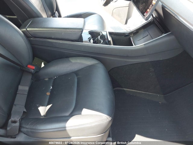 Aukcja sprzedaży 2021 Tesla Model Y, vin: 5YJYGDED4MF110932, numer aukcji: 40079603