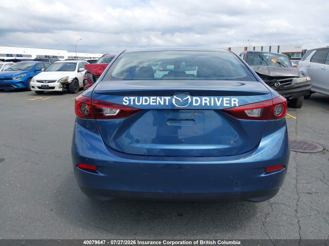 Aukcja sprzedaży 2018 Mazda Mazda3 Gx, vin: 3MZBN1U72JM276148, numer aukcji: 40079647