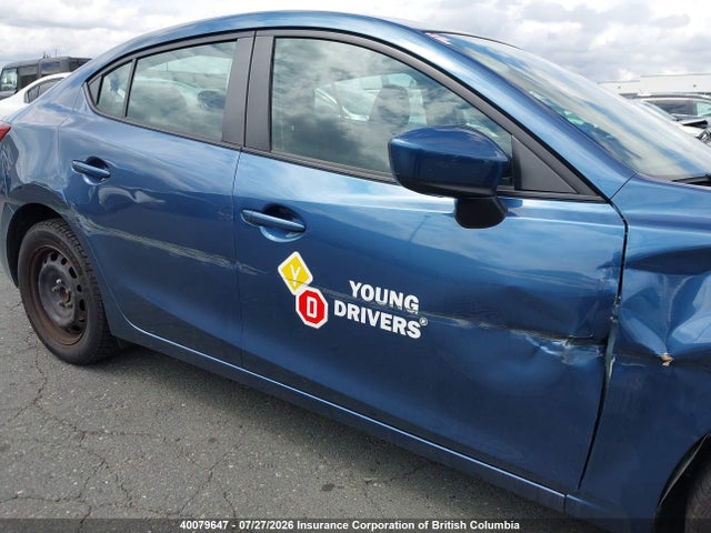 Aukcja sprzedaży 2018 Mazda Mazda3 Gx, vin: 3MZBN1U72JM276148, numer aukcji: 40079647
