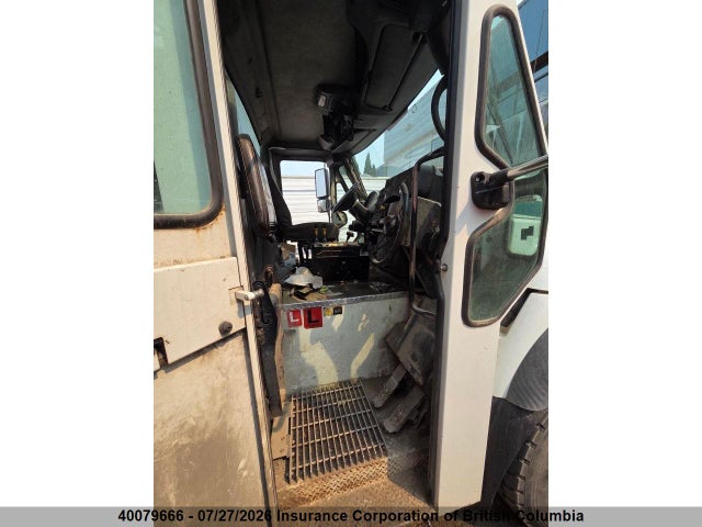 Продажа на аукционе авто 2007 International 7000 7400, vin: 1HTWGAAT27J400427, номер лота: 40079666
