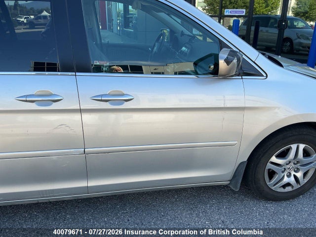 2005 Honda Odyssey Ex-l მანქანა იყიდება აუქციონზე, vin: 5FNRL38665B505865, აუქციონის ნომერი: 40079671