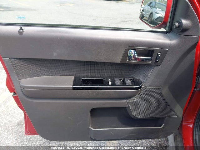 40079683 :رقم المزاد ، 1FMCU9EG8AKA05900 vin ، 2010 Ford Escape Limited مزاد بيع