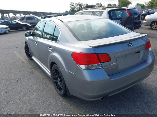 2010 Subaru Legacy 2.5i Premium მანქანა იყიდება აუქციონზე, vin: 4S3BMGG62A3234317, აუქციონის ნომერი: 40079712