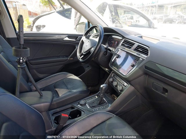 2018 Volkswagen Tiguan Sel Premium მანქანა იყიდება აუქციონზე, vin: 3VV4B7AX5JM032894, აუქციონის ნომერი: 40079717