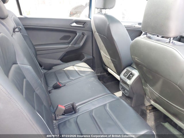 2018 Volkswagen Tiguan Sel Premium მანქანა იყიდება აუქციონზე, vin: 3VV4B7AX5JM032894, აუქციონის ნომერი: 40079717