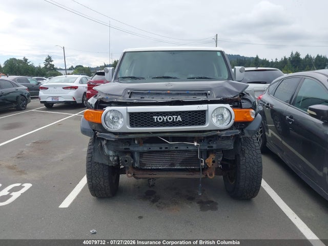 JTEBU4BF6EK177567 Toyota FJ Cruiser