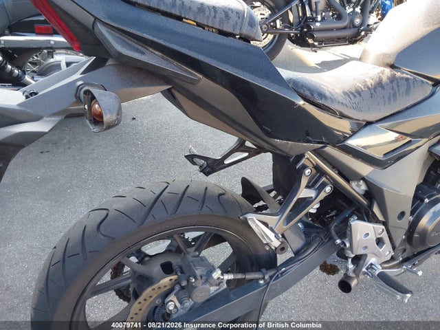 Suzuki GSX250R 2018 LC6DN11A9J1102761 Image 22