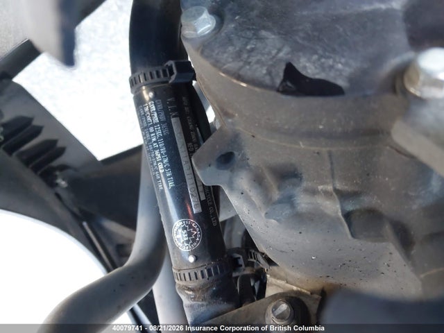 Suzuki GSX250R 2018 LC6DN11A9J1102761 Image 5