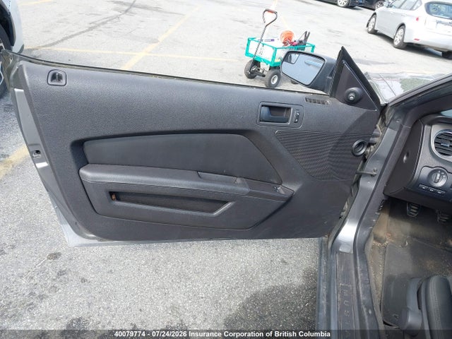 Продаж на аукціоні авто 2011 Ford Mustang Value Leader, vin: 1ZVBP8AM7B5140053, номер лоту: 40079774