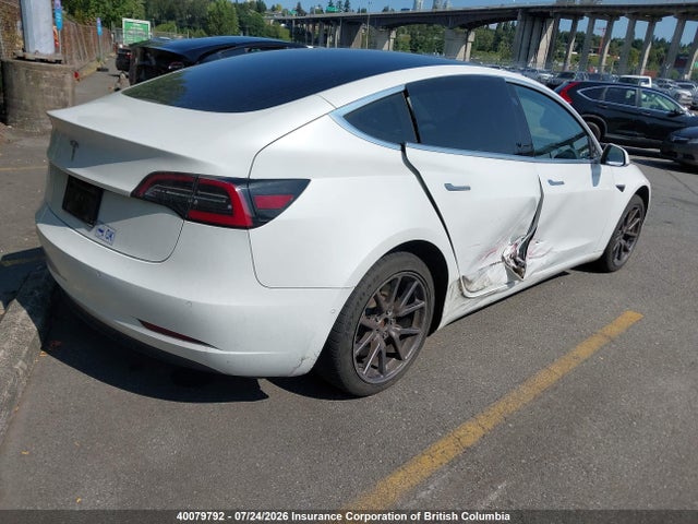 Продажа на аукционе авто 2020 Tesla Model 3, vin: 5YJ3E1EA1LF715994, номер лота: 40079792