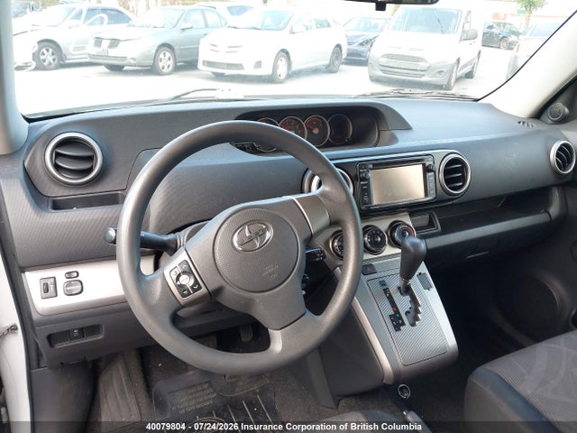 Scion XB 2014 JTLZE4FE8EJ055692 Image 22