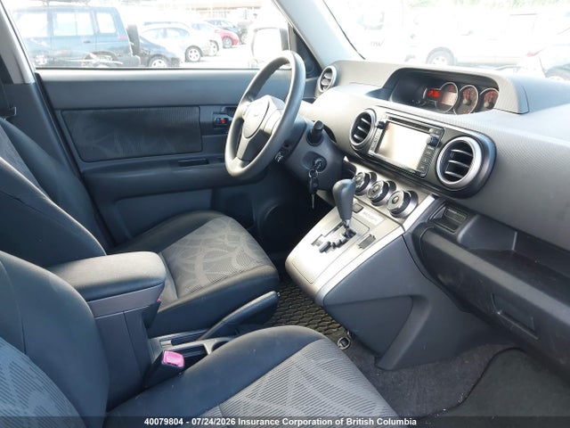 Scion XB 2014 JTLZE4FE8EJ055692 Image 5